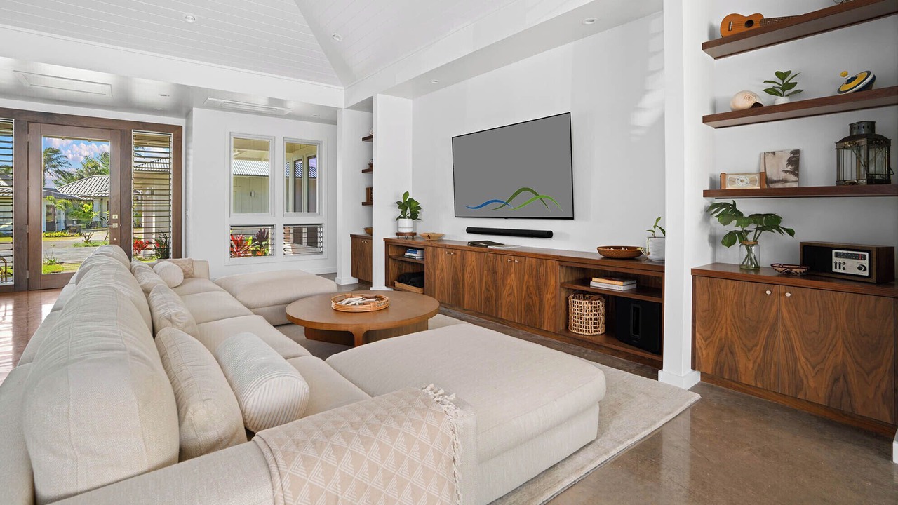 Photo of Bedroom in Poipu