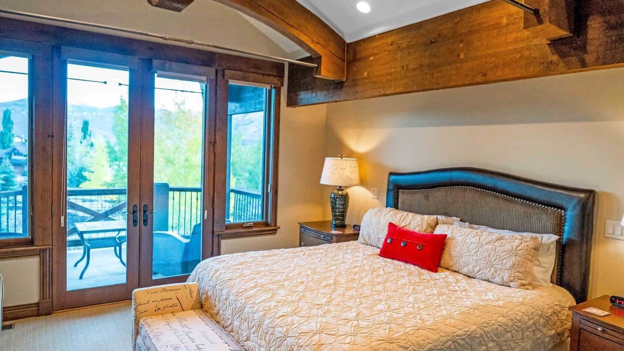 Photo of Bedroom in Park Meadows