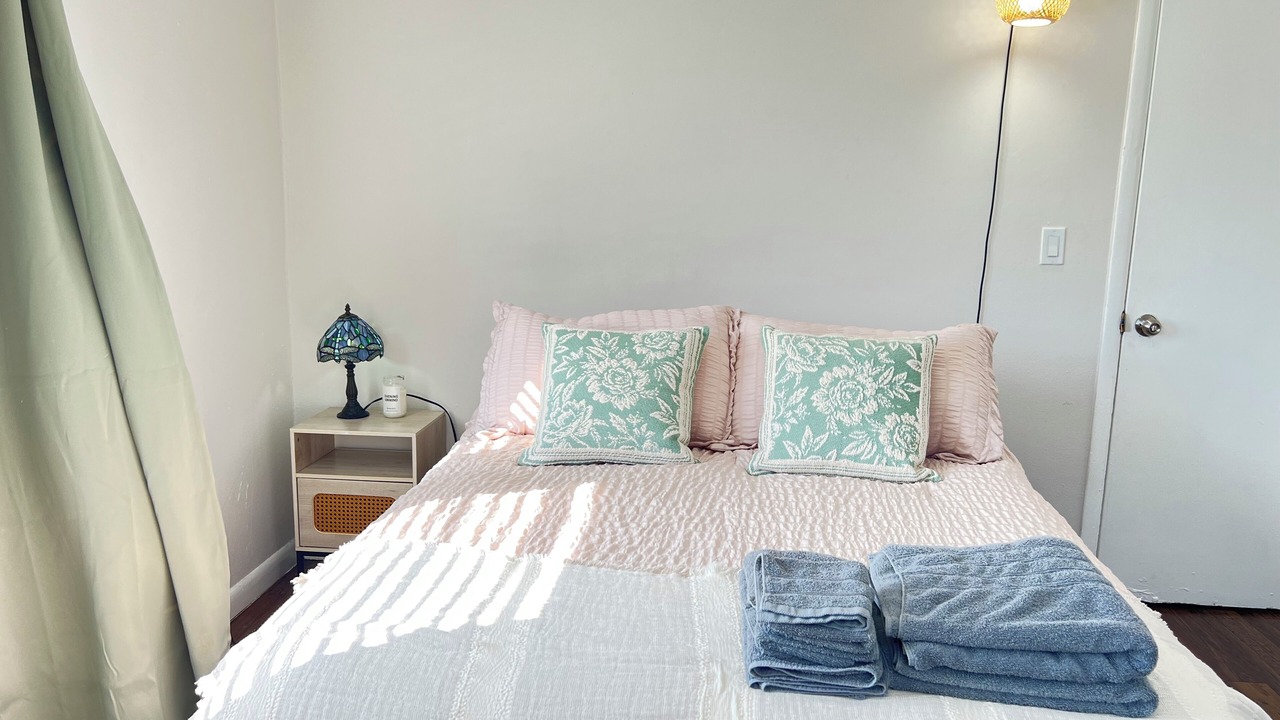 Photo of Bedroom in Riviera Beach