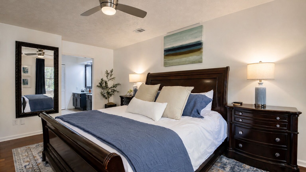 Photo of Bedroom in Mableton