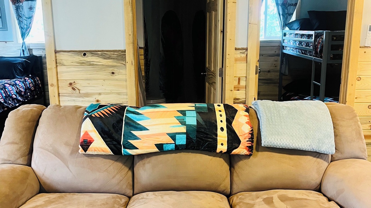 Photo of Livingroom in Babb
