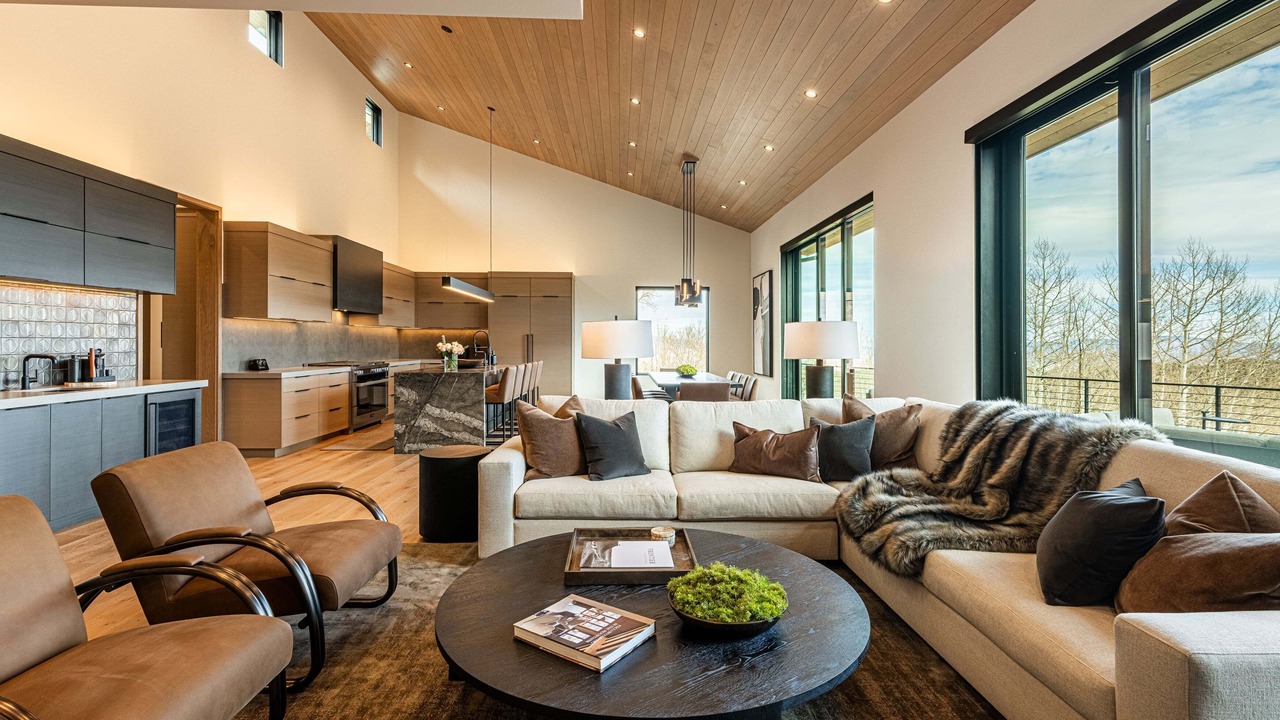 Photo of Livingroom in Empire Pass
