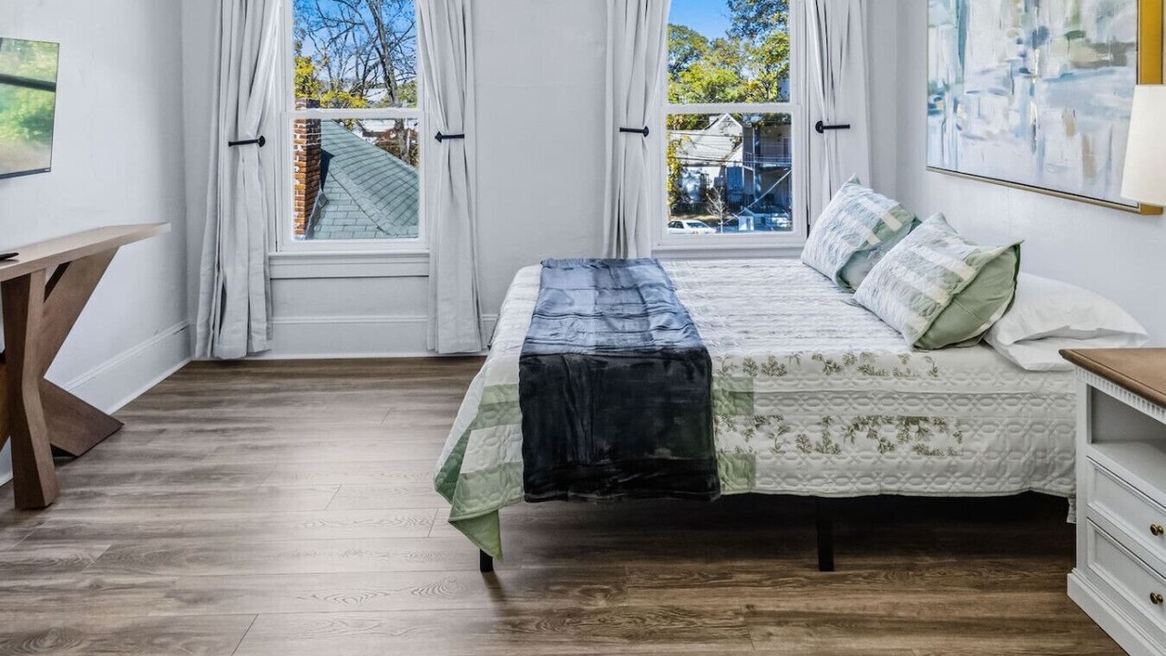 Photo of Bedroom in Home Park
