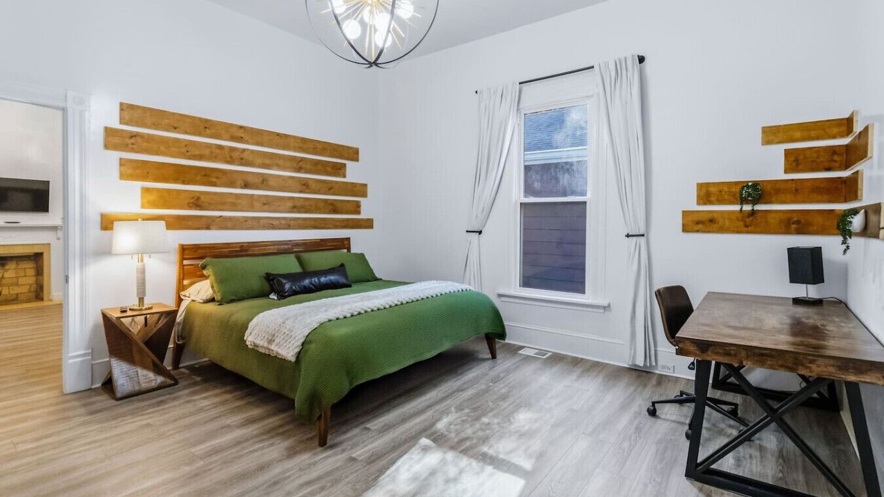 Photo of Bedroom in Home Park