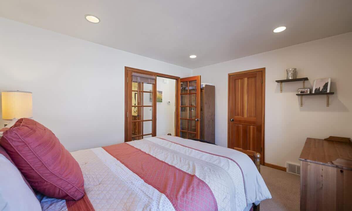 Photo of Bedroom in Deer Valley