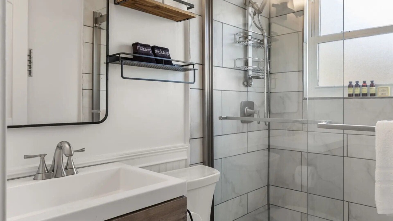 Photo of Bathroom in Old Fourth Ward