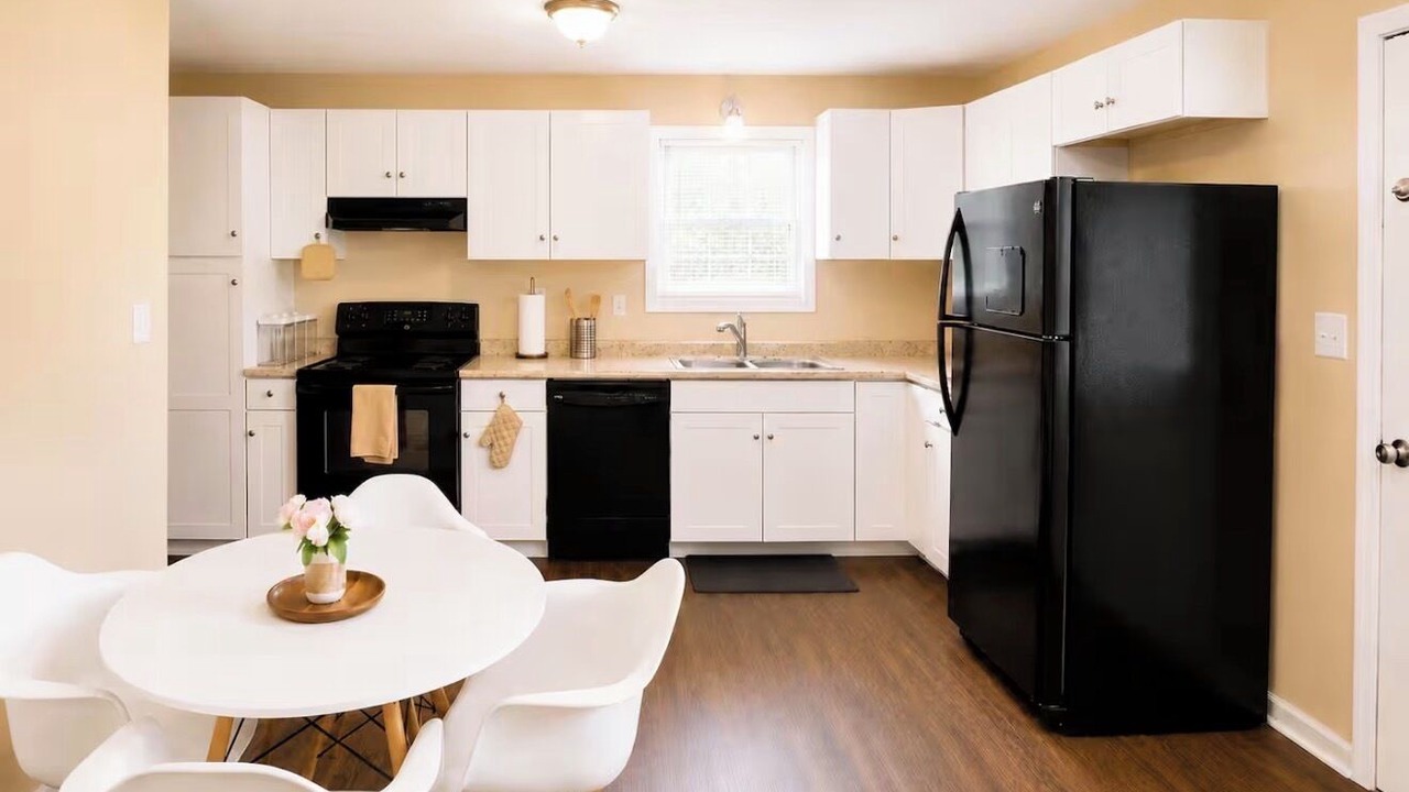 Photo of Kitchen in College Park