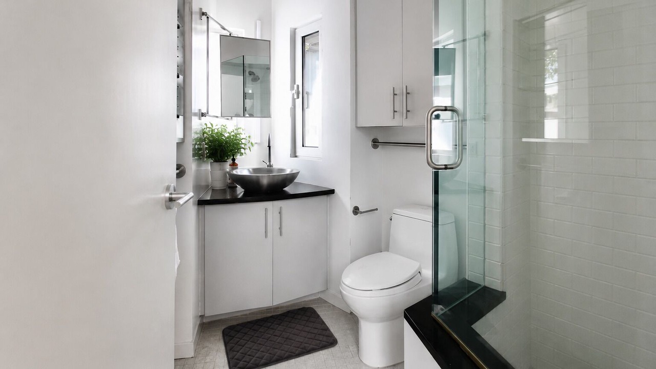 Photo of Bathroom in Sawtelle