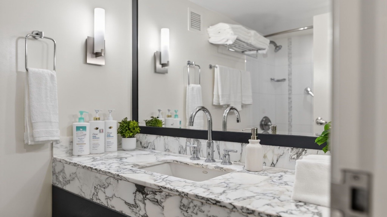 Photo of Bathroom in Ala Moana