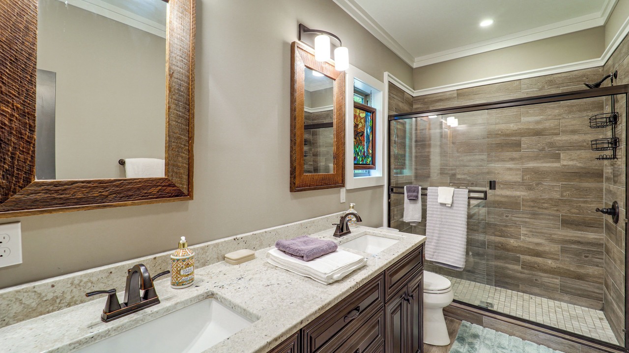 Photo of Bathroom in Frank
