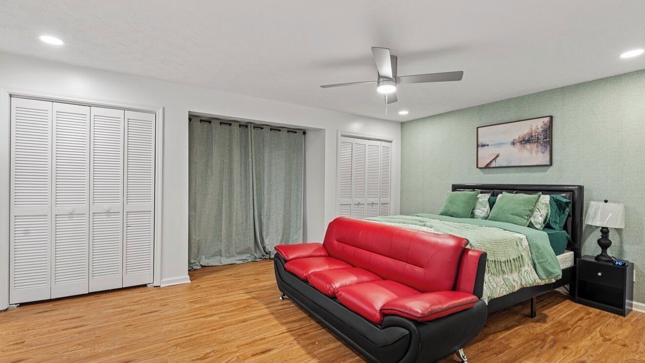 Photo of Bedroom in Lawrenceville