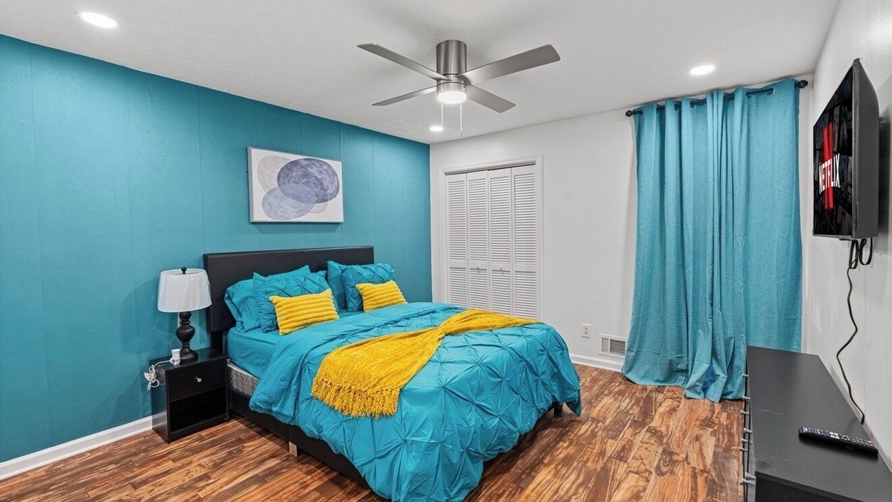 Photo of Bedroom in Lawrenceville