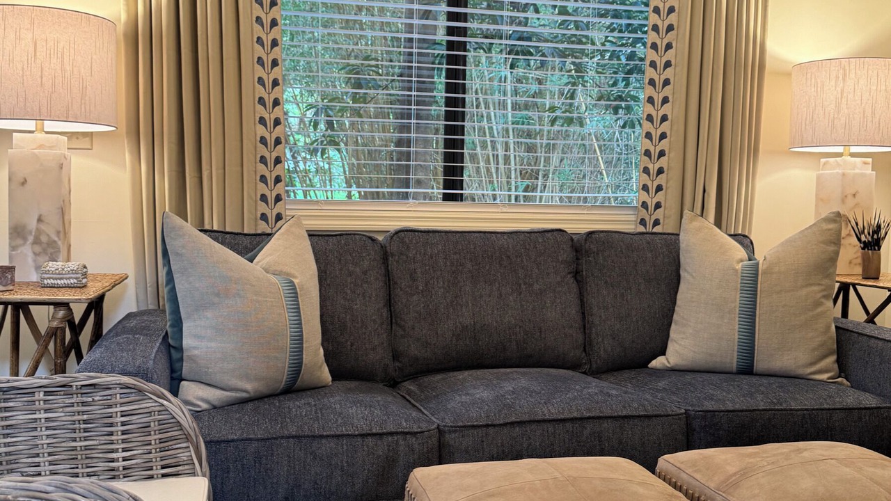 Photo of Livingroom in Saint Simons Heights