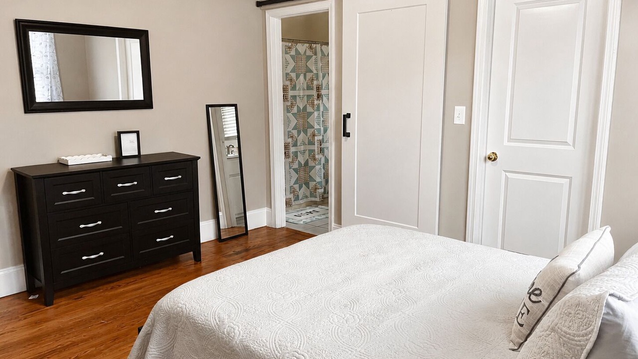 Photo of Bedroom in Atlanta