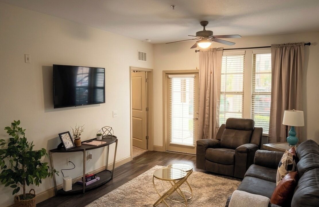 Photo of Livingroom in Baymeadows