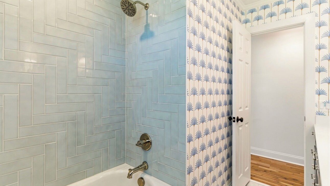 Photo of Bathroom in Bayshore