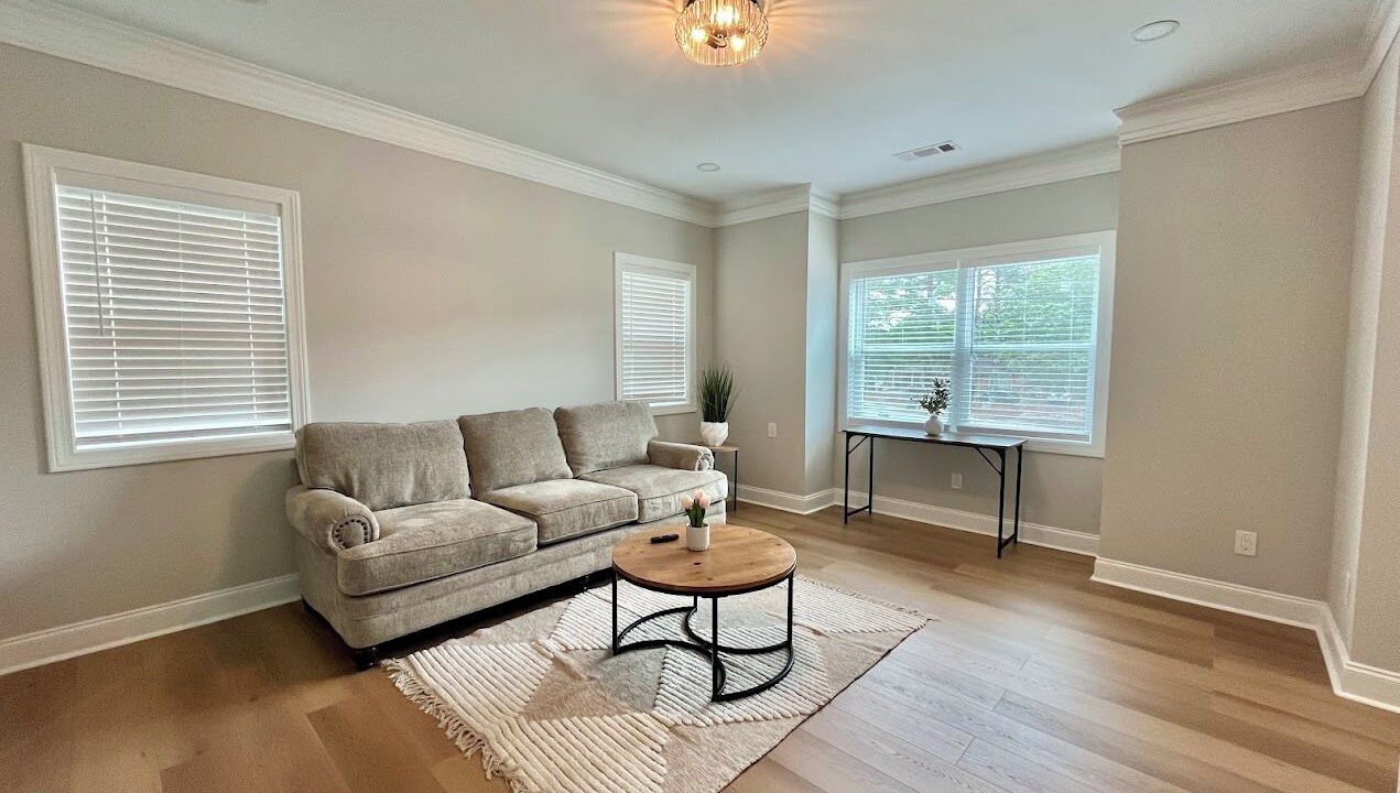 Photo of Livingroom in Buford Highway