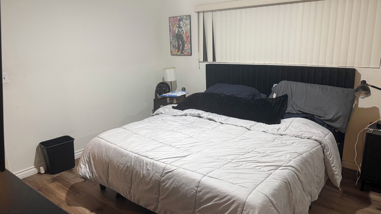 Photo of Bedroom in Sawtelle