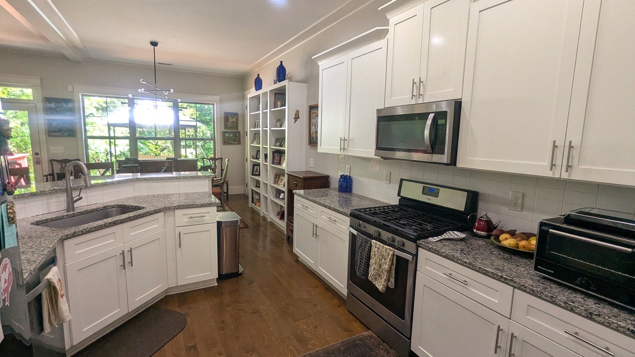 Photo of Kitchen in College Park