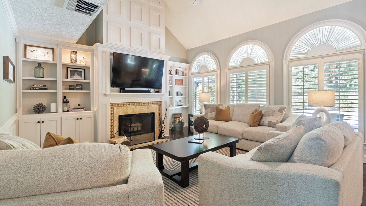 Photo of Livingroom in Grayson