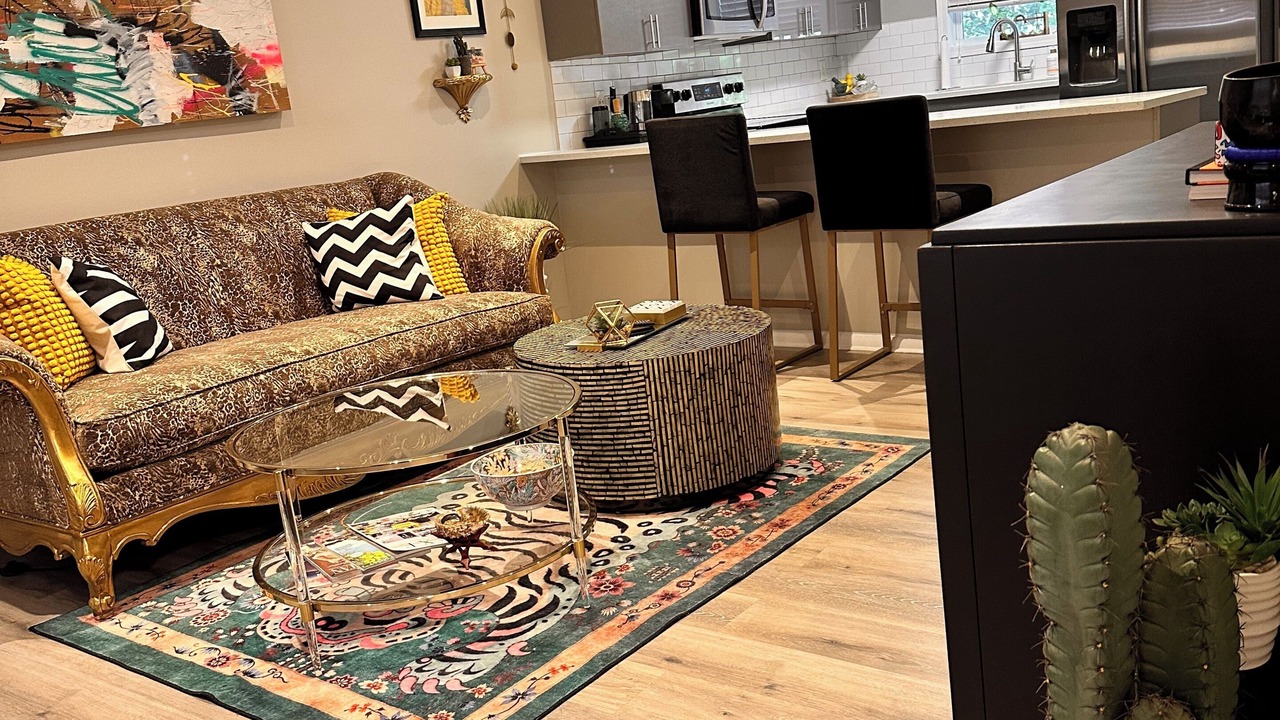 Photo of Livingroom in Loring Heights