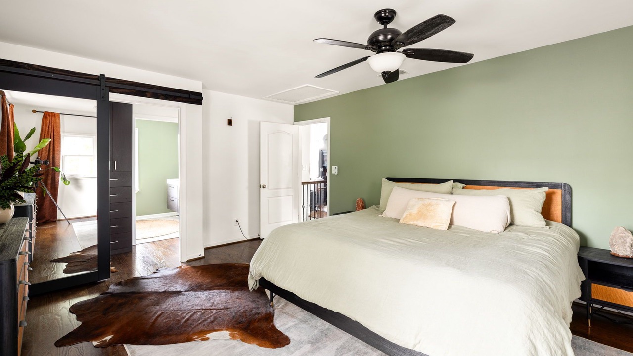 Photo of Bedroom in East Side