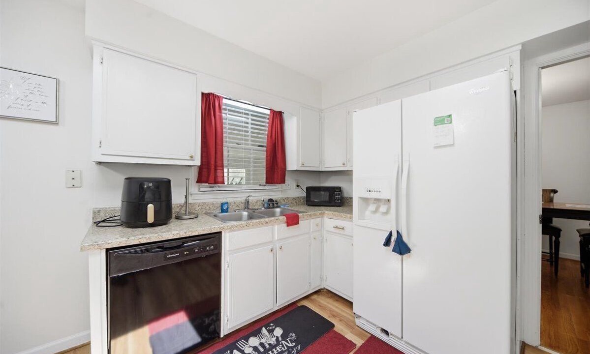 Photo of Kitchen in Stone Mountain