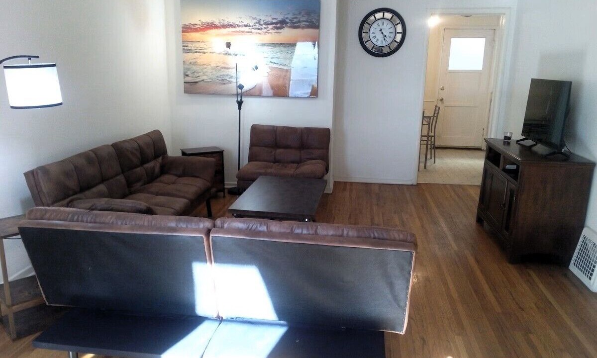 Photo of Livingroom in Beverly Hills