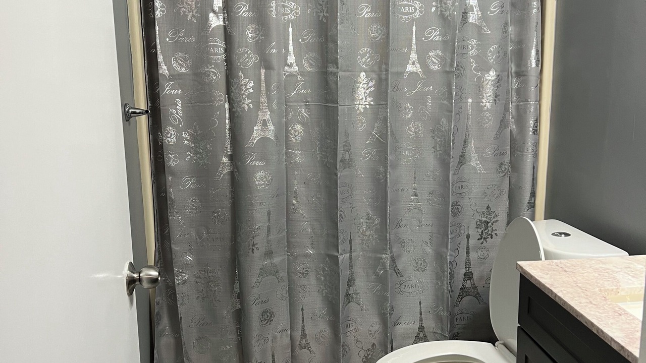 Photo of Bathroom in Stone Mountain