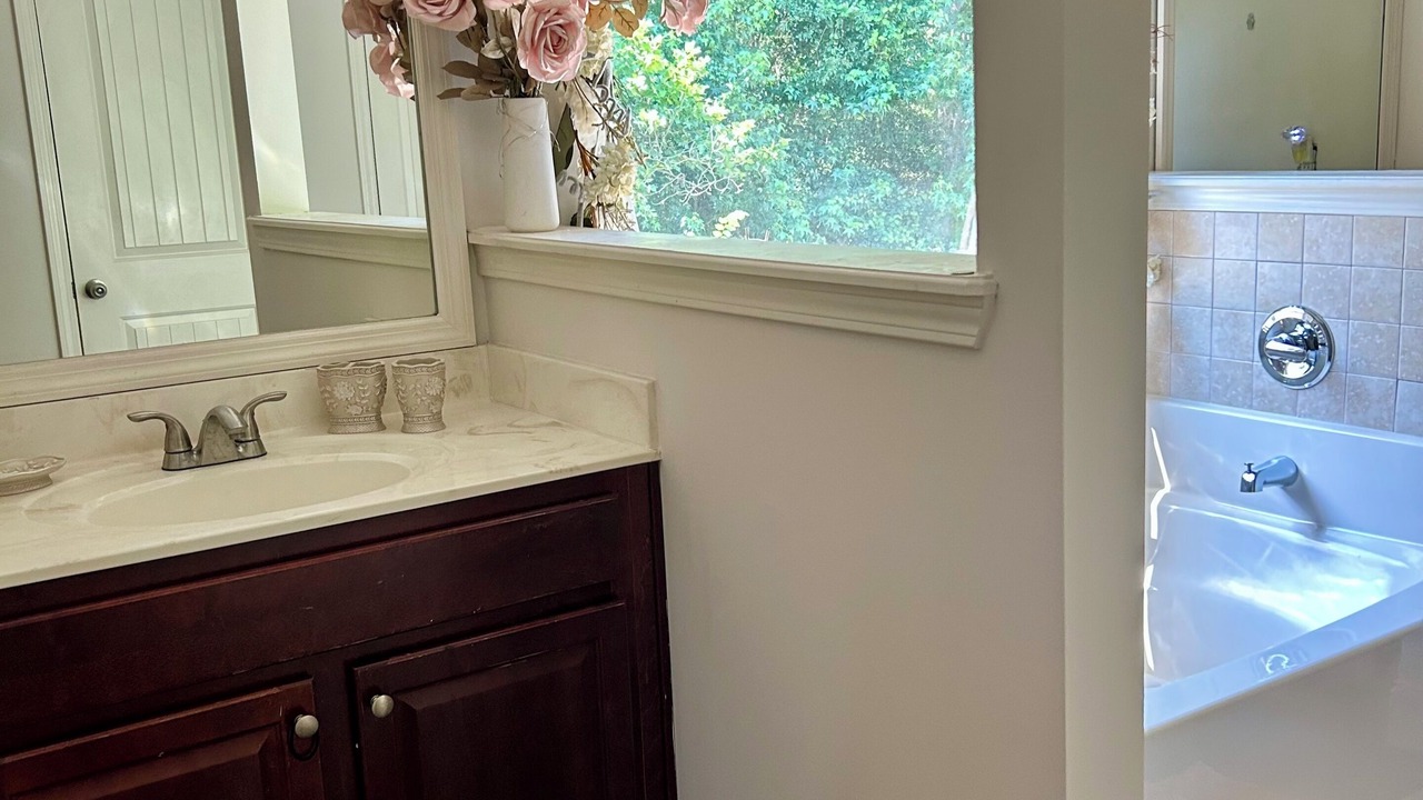 Photo of Bathroom in Cliftondale