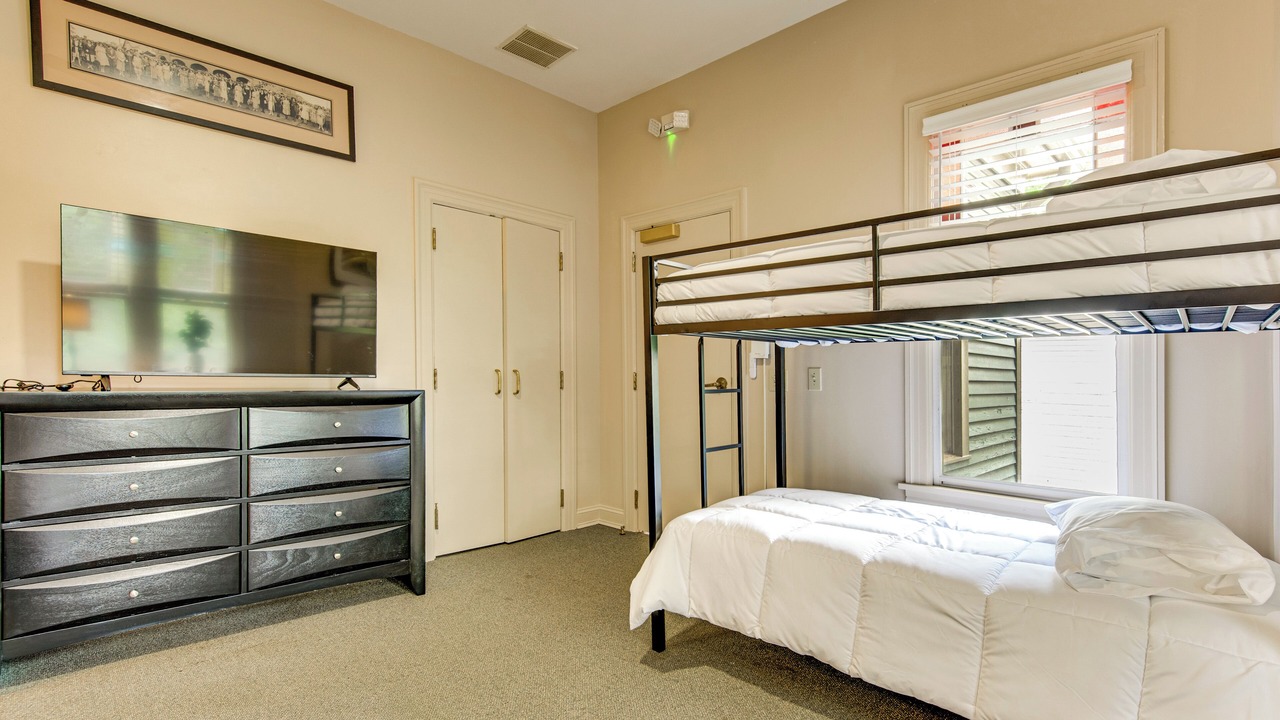 Photo of Bedroom in Decatur