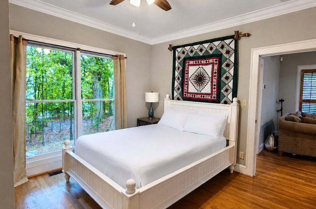 Photo of Bedroom in Westside
