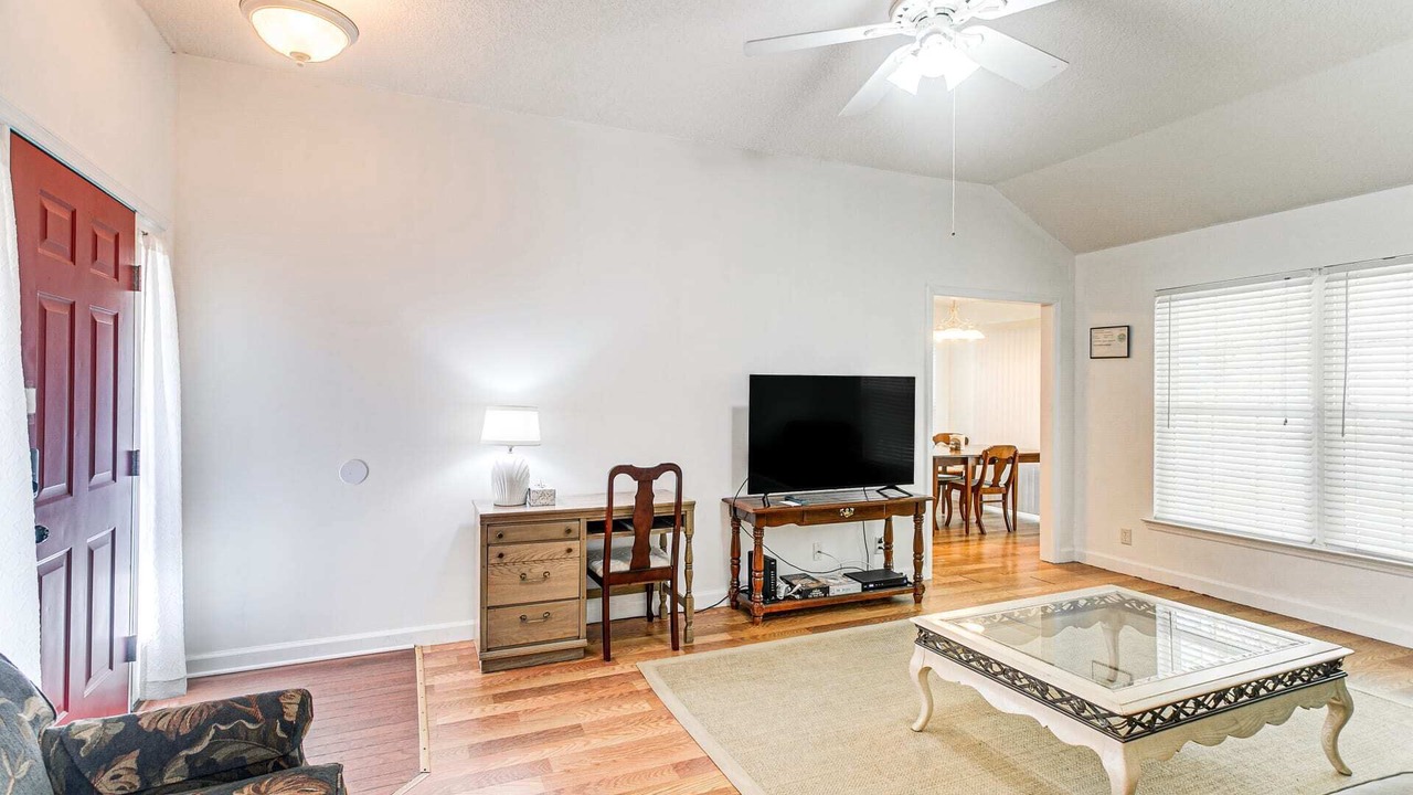 Photo of Livingroom in Brunswick