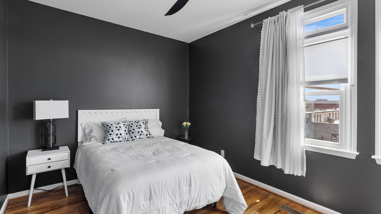 Photo of Bedroom in Castleberry Hill
