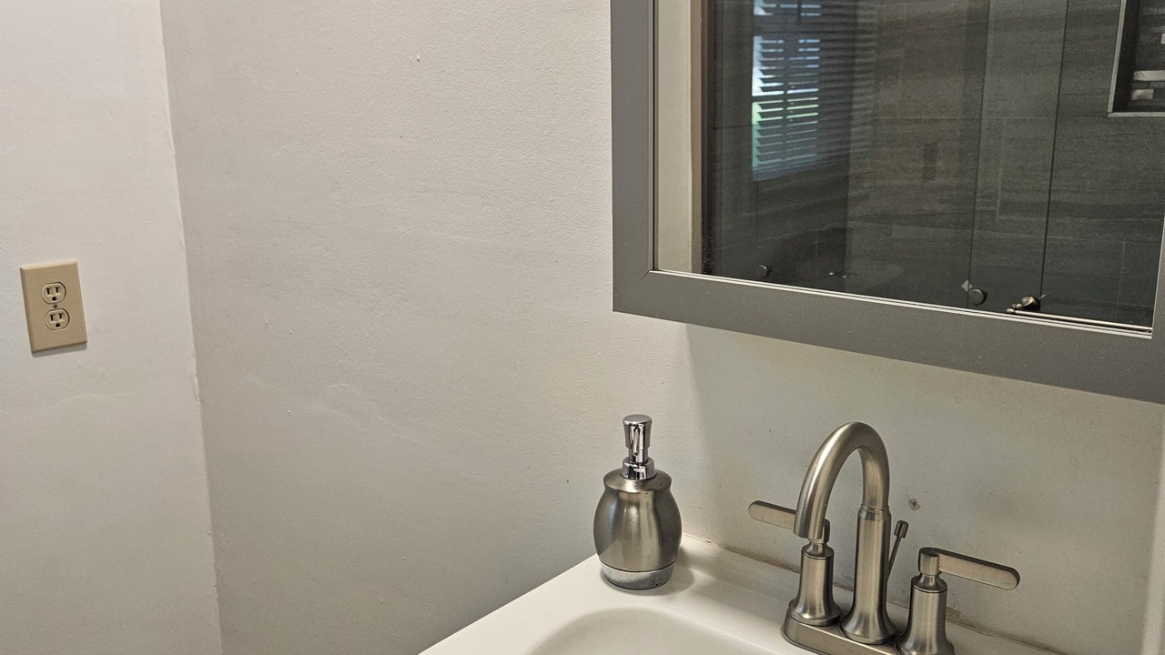 Photo of Bathroom in Lawrenceville