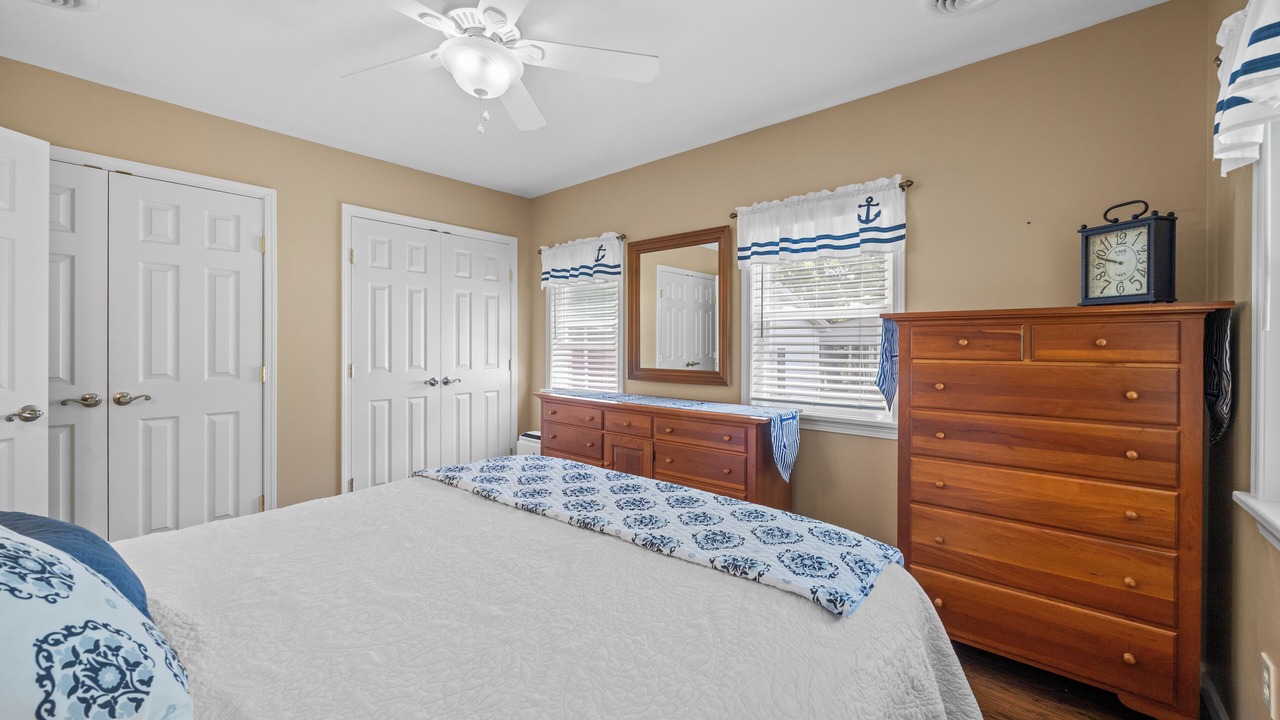 Photo of Bedroom in Town of Torrey