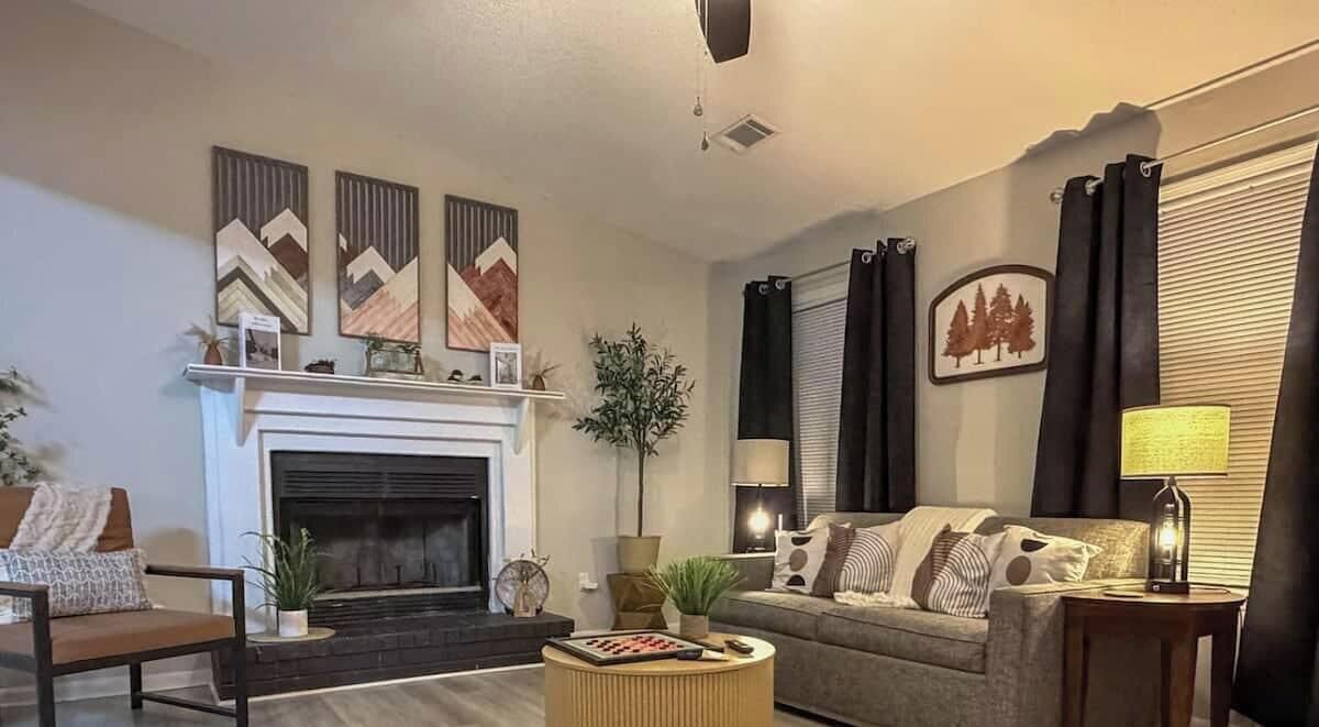 Photo of Livingroom in Hinesville
