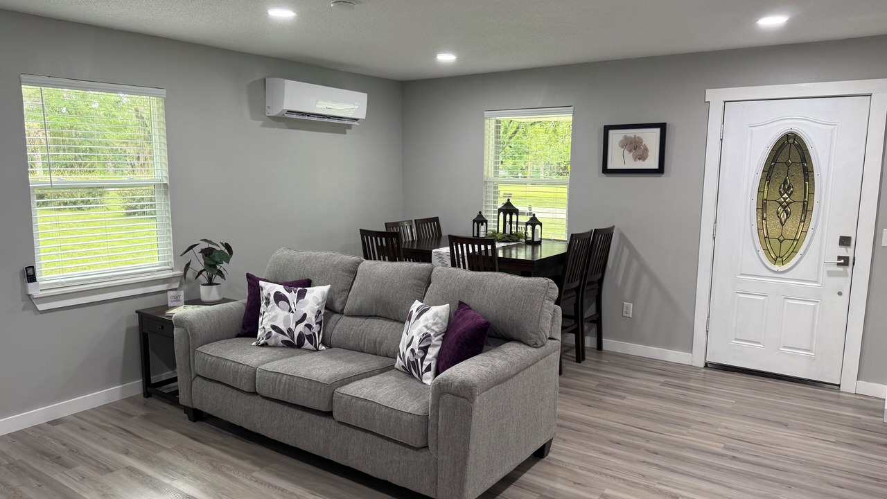 Photo of Livingroom in Watertown