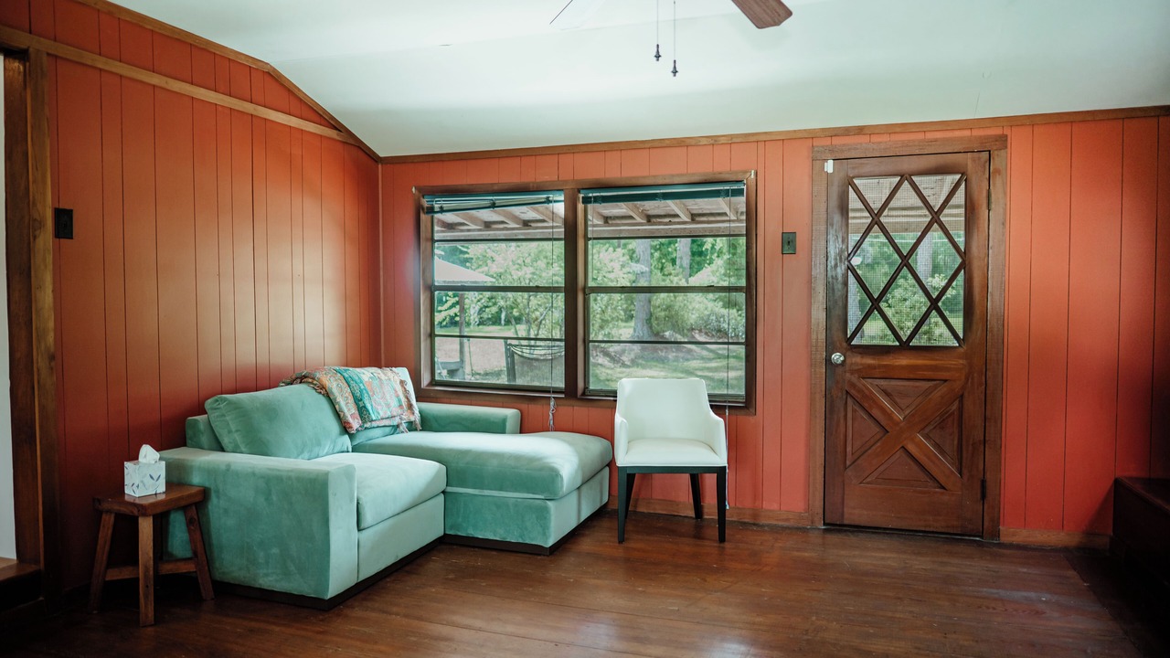 Photo of Livingroom in Lake City
