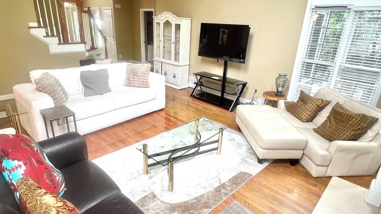 Photo of Livingroom in Mableton