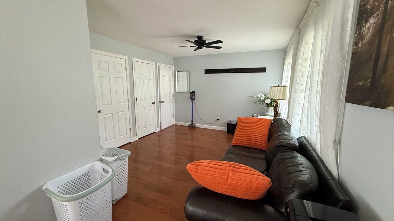 Photo of Livingroom in Colonie