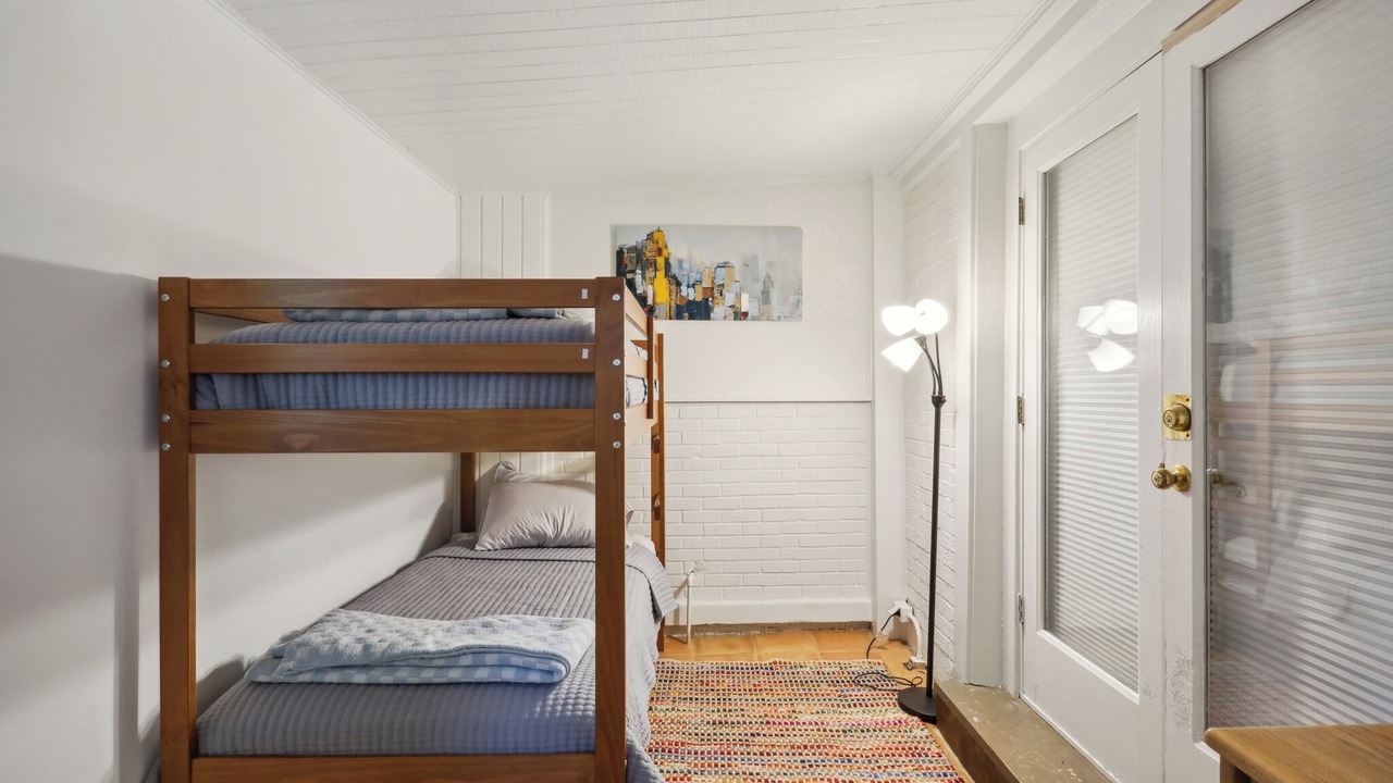 Photo of Bedroom in Glenwood Park