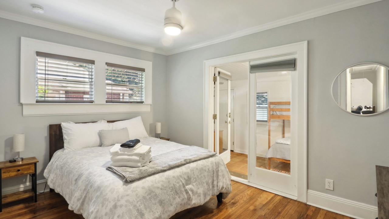 Photo of Bedroom in Glenwood Park