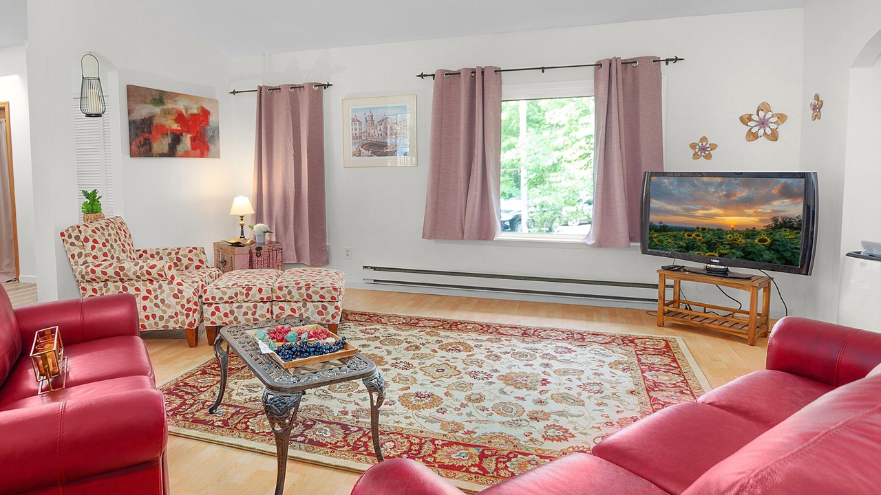 Photo of Livingroom in Teall Beach