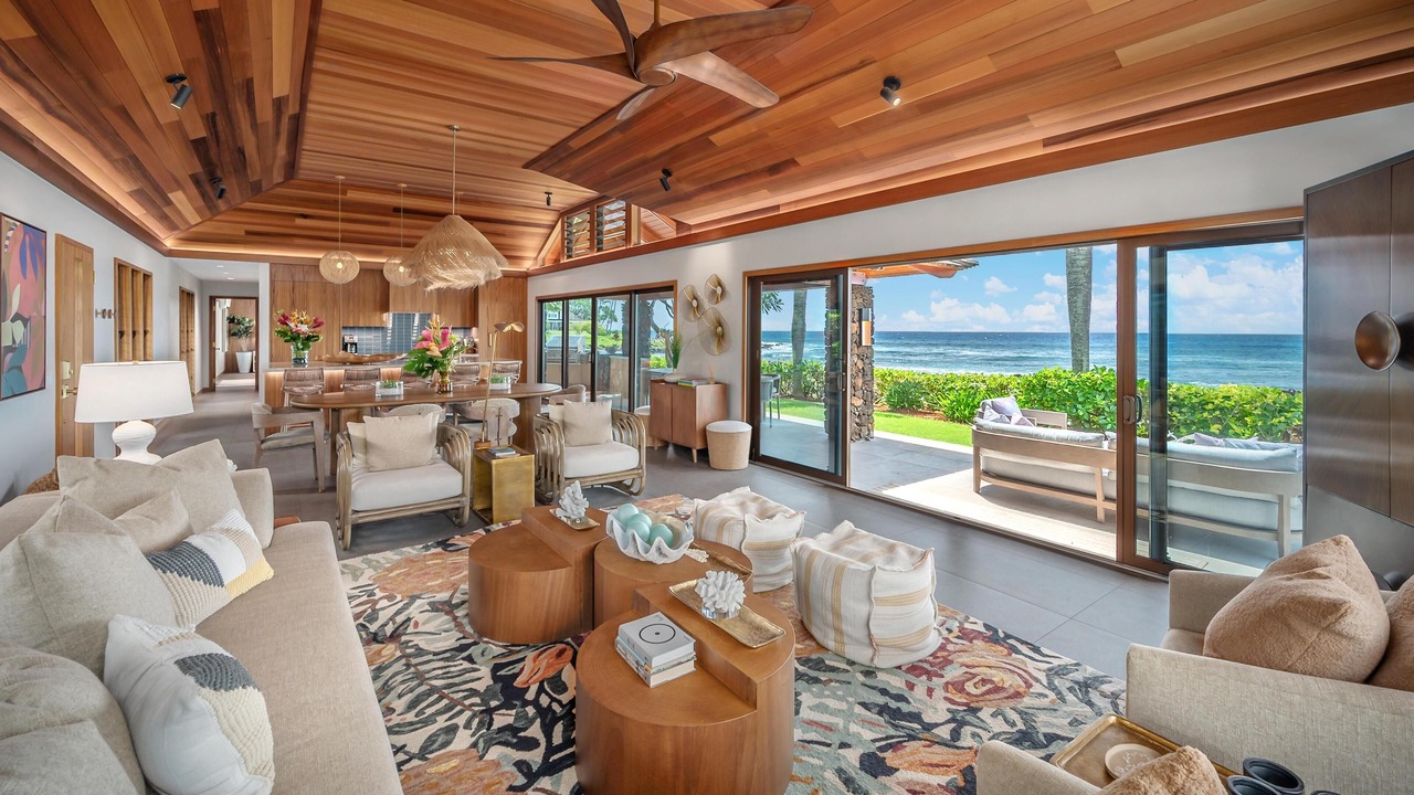 Photo of Livingroom in Poipu