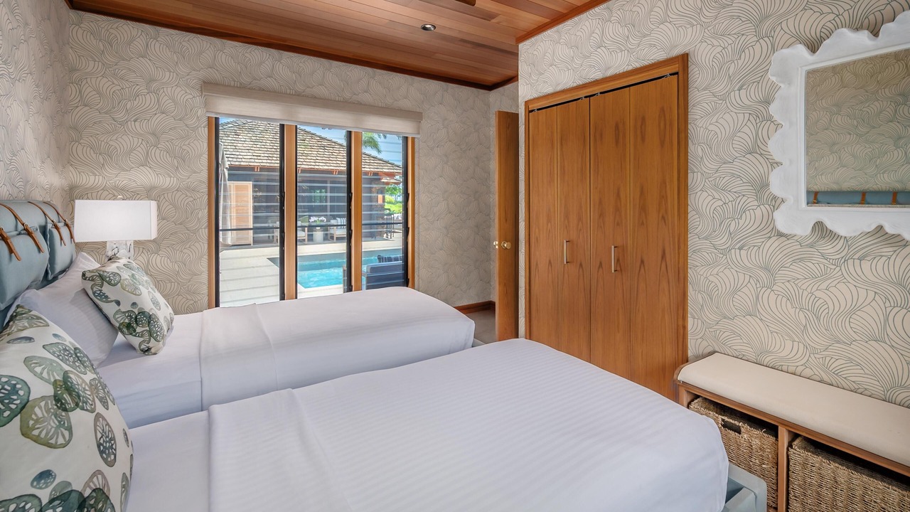 Photo of Bedroom in Poipu