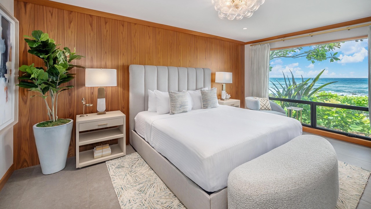 Photo of Bedroom in Poipu
