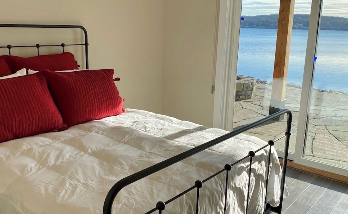 Photo of Bedroom in Saratoga Springs