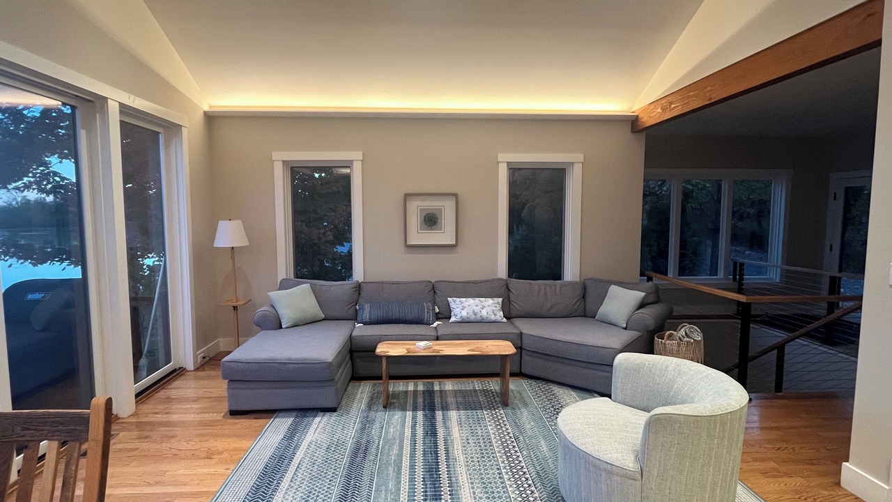 Photo of Livingroom in Saratoga Springs