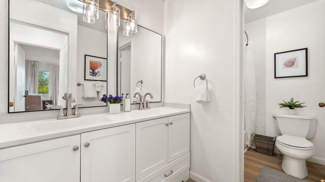 Photo of Bathroom in Wailua